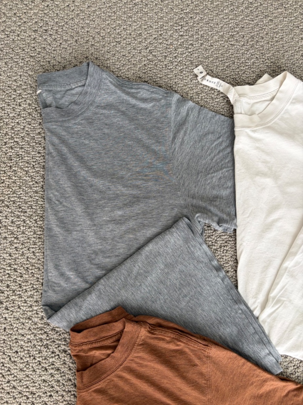 Lululemon (5) All Yours Cotton T-Shirt and (1) sleeveless tank top / 6 items siz - Picture 2 of 7